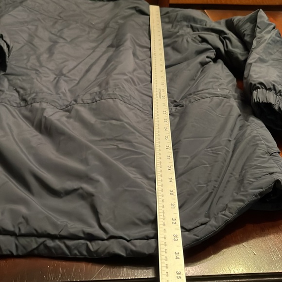 L.L. Bean Gray Navy Puffer Jacket Weather-Resistant Outdoor Essential Size XL - Picture 5 of 9